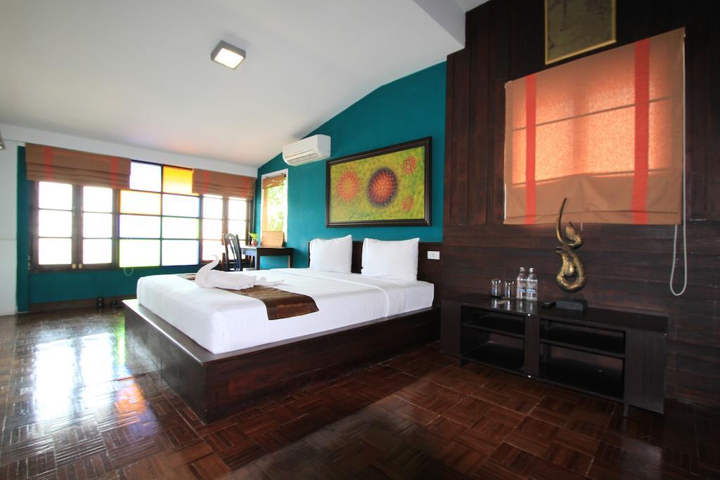 Tony'S Place Ayutthaya Værelse billede